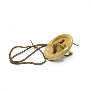 Большая пуговица со шнурком (шнуровка)